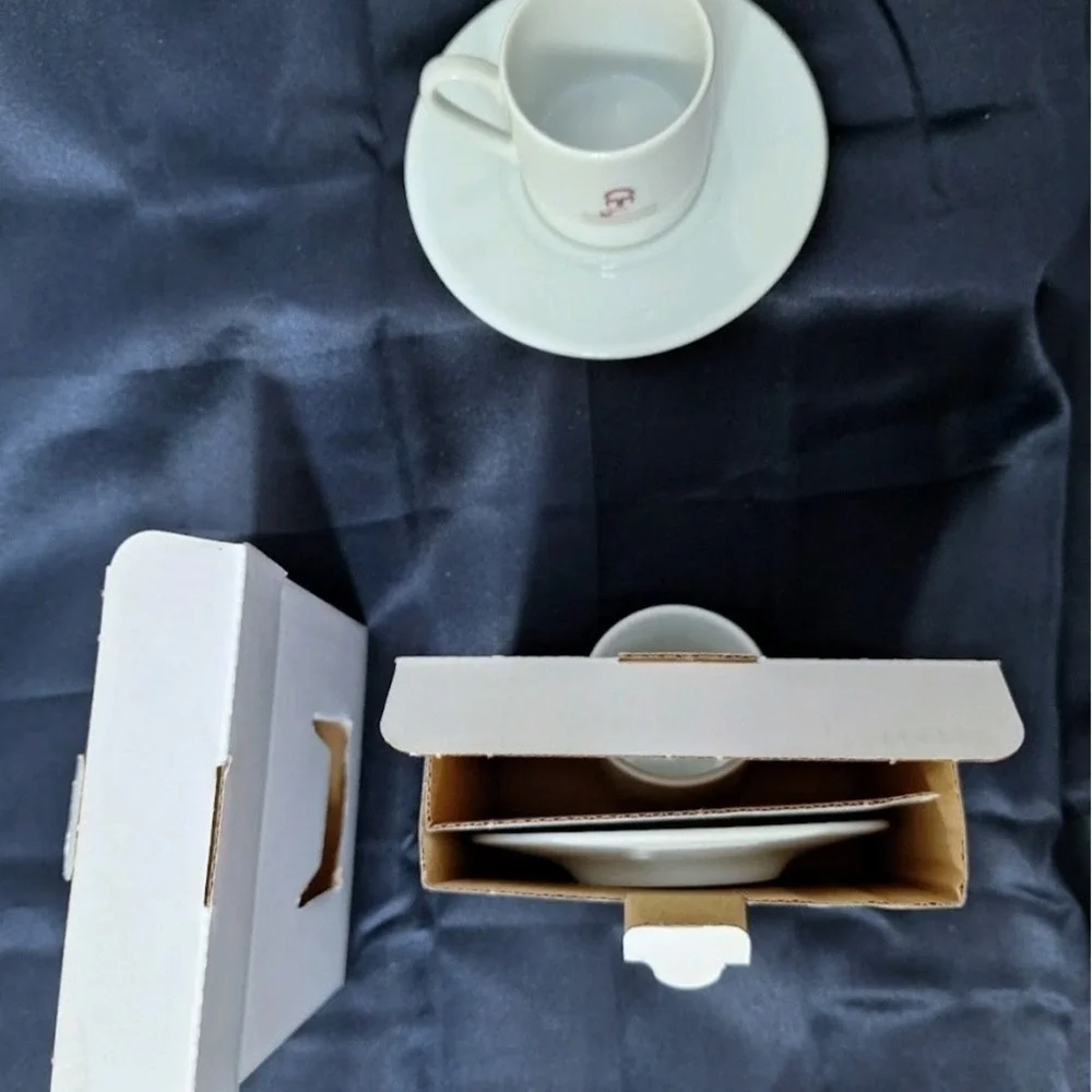 2 Kurukahveci Mehmet Efendi Porcelain Turkish Coffee Demitasse Cups Saucers Pair